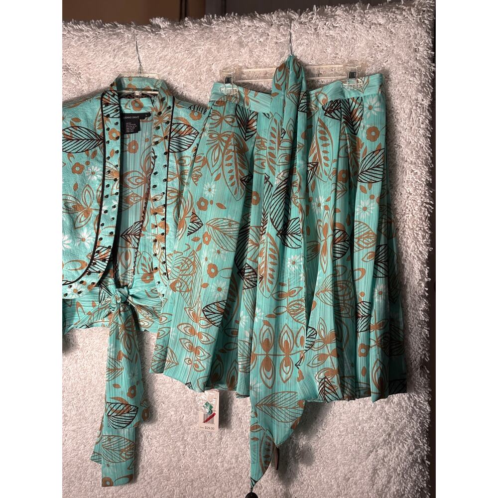 WOMEN'S FOUR PIECE SKIRT SUIT